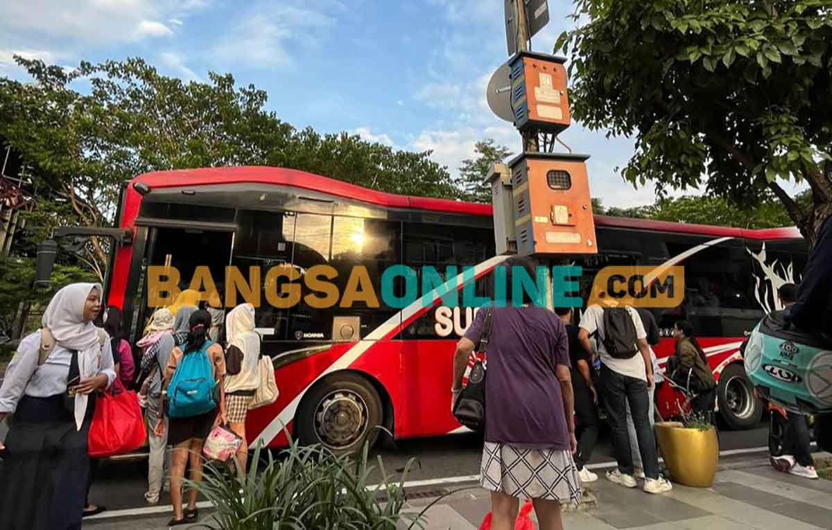 Suroboyo Bus, Surabaya. Foto: BANGSAONLINE

