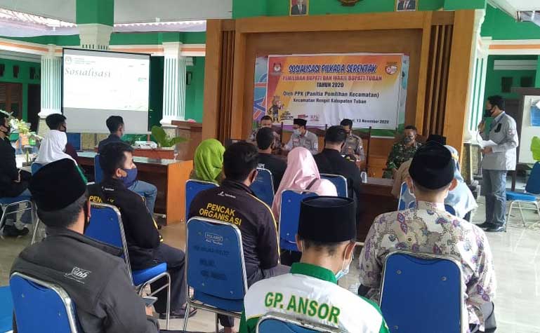 Suasana sosialisasi pilkada yang digelar PPK Rengel.