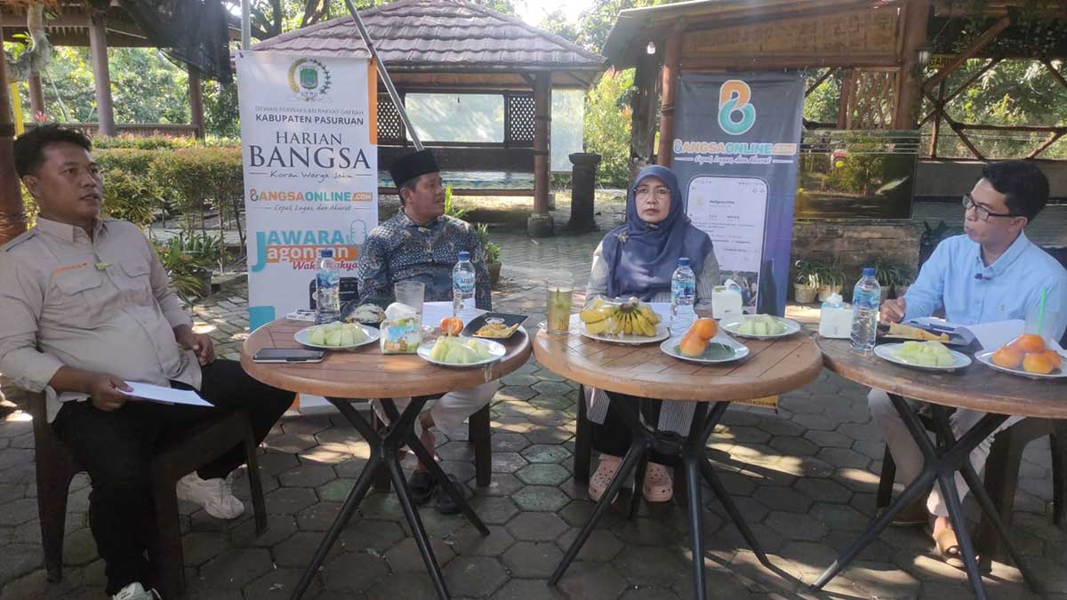 Anggota Komisi IV DPRD Kabupaten Pasuruan saat podcast bersama BANGSAONLINE dalam program Jawara atau akronim dari Jagongan Wakil Rakyat.