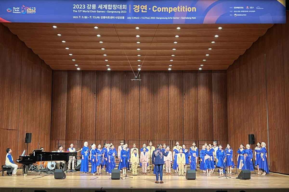  Janeta Kirana Wibowo, siswa SD asal Sidoarjo bersama grup paduan suaranya yang berangkat ke Korea Selatan untuk mengikuti kompetisi World Choir Games 2023