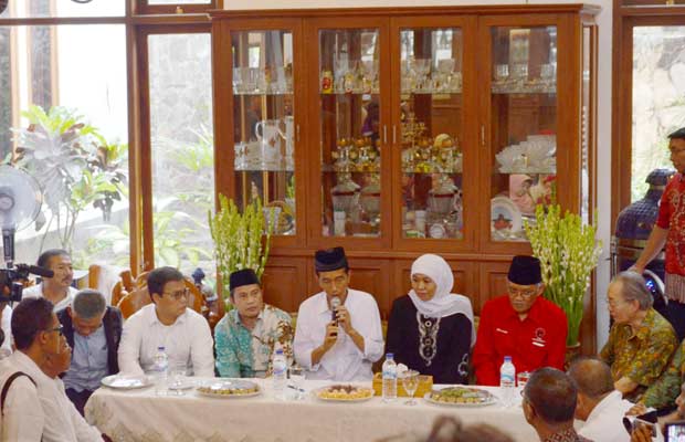 Tindaklanjuti Dukungan ke Khofifah, Kiai Kampung Kirim Surat ke Presiden