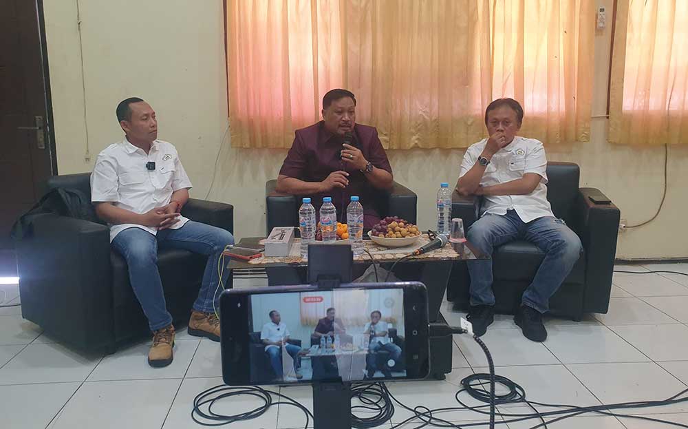 Jadi Narasumber di FGD Dinkes dan KWG, Mujid: Industri Salah Satu Penyebab Masyarakat Terkena ISPA