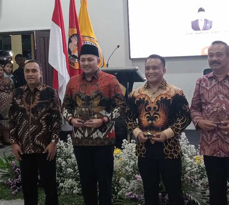 Universitas Wijaya Putra Pasuruan Gelar Seminar Tentang Putusan MK Presidential Treshold