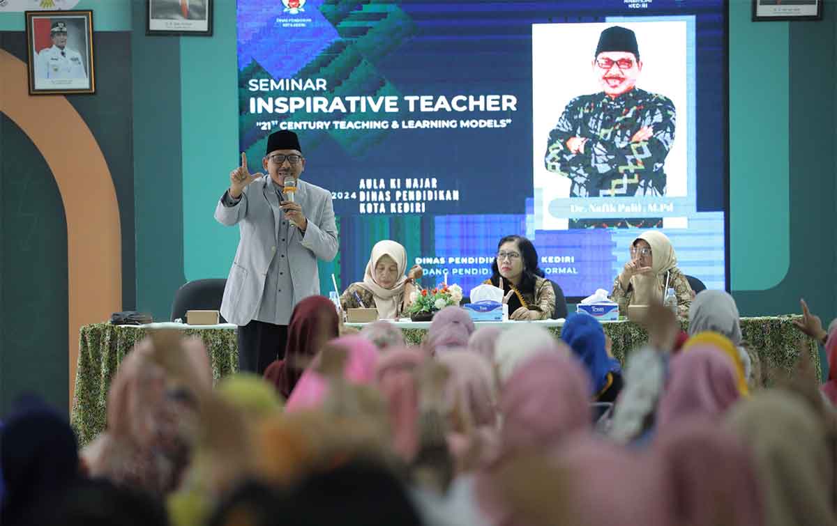 Workshop Inspirative Teachers dengan tema The 21st Century Teaching and Learning Models di Kota Kediri. Foto: Ist