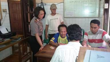 Puguh Suparminto alias Minto Ridi Subandiono, urip digawe susah dewe. foto: zainal abidin/ BANGSAONLINE
