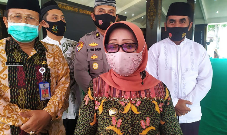 Bupati Jombang Hj. Mundjidah Wahab. (foto: AAN AMRULLOH/ BANGSAONLINE)