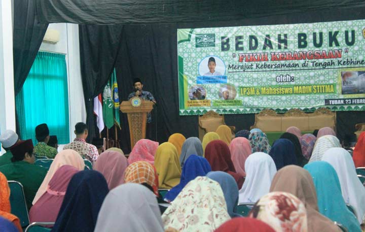 Suasana bedah buku Fikih Kebangsaan di aula kampus Stitma, Tuban.