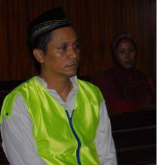 ?Jarot, menyesal belakangan. foto:nur faishal