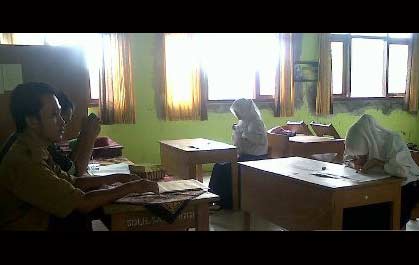 Peserta UN SLB di Sumenep.