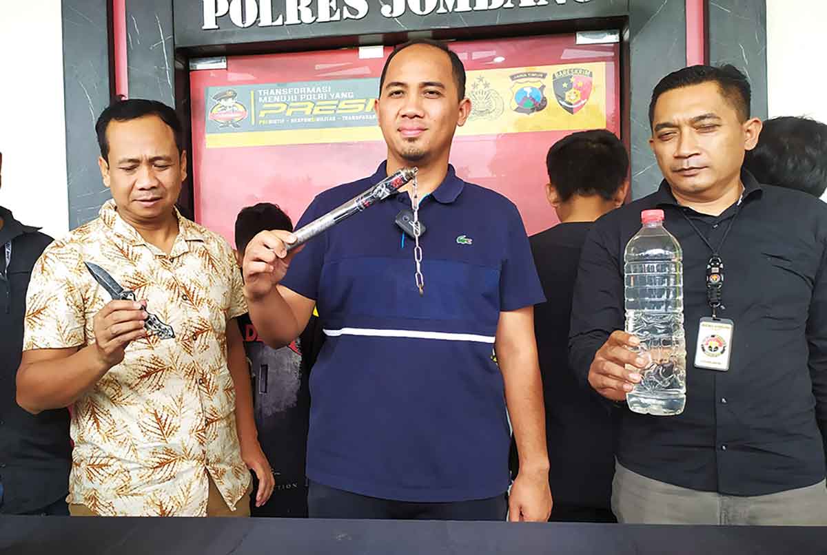 Kasatreskrim Polres Jombang, AKP Giadi Nugroho saat pers rilis, Rabu (4/1/2023)