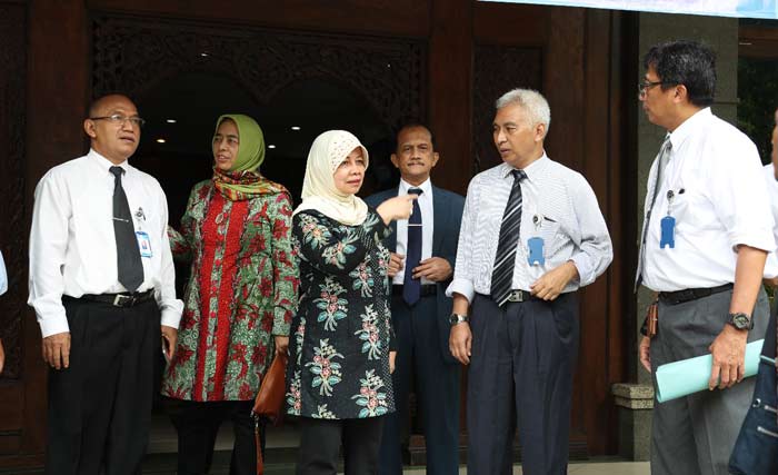 Bupati Kediri Haryanti Sutrisno saat mengadakan pertemuan dengan Universitas Brawijaya (UB).