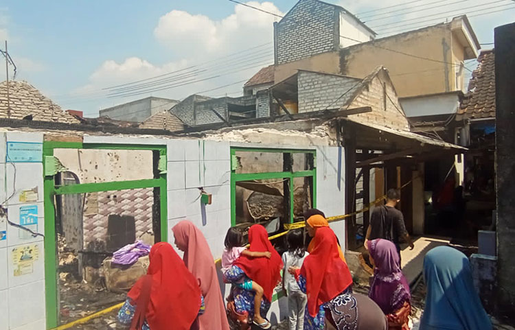 Rumah Korban Kebakaran di Desa Kandang Semangkon, Kecamatan Paciran, Kabupaten Lamongan, Rabu (28/9/2022)