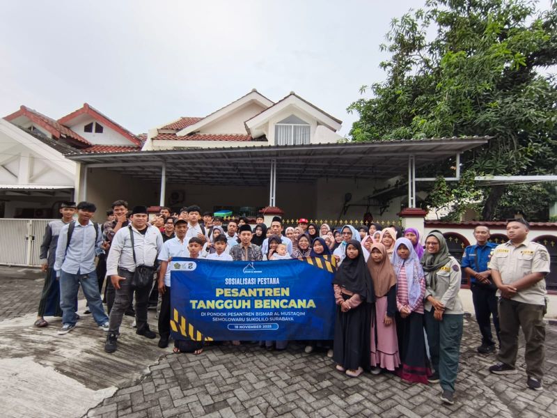  BPBD Kota Surabaya menggelar sosialisasi pembentukan Pesantren Tangguh Bencana di Pondok Pesantren Bismar Al Mustaqim Surabaya. foto: ist