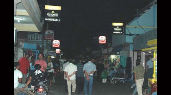Suasana kawasan Kalijodo saat malam hari. foto: rmol