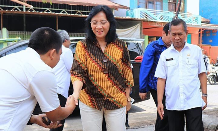 Gati Wibawaningsih didampingi Sekda Kota Pasuruan Bahrul Ulum.
