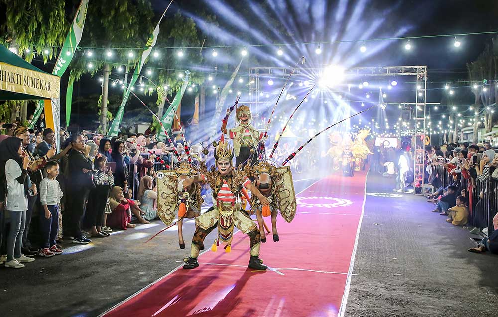 Salah satu peserta saat tampil pada Madura Ethnic Carnival (MEC) tahun lalu.