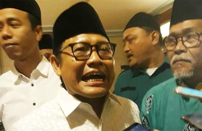 Ketua Umum DPP PKB, Abdul Muhaimin Iskandar saat sosialisasi RUU Pesantren dan Madrasah di Surabaya. foto: DIDI ROSADI/ BANGSAONLINE