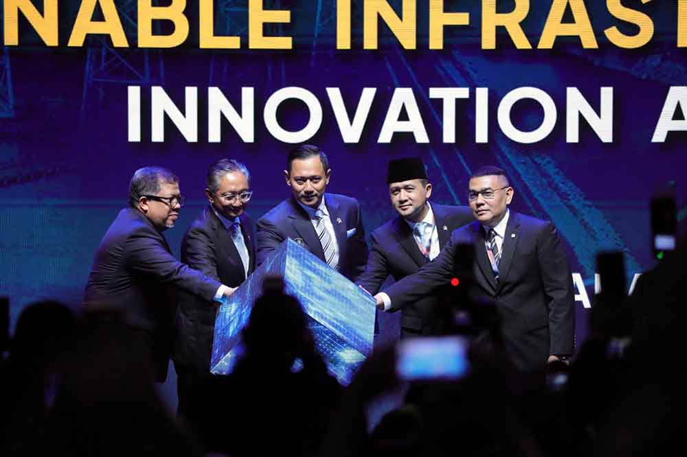 Wakil Menteri ATR/BPN, Ossy Dermawan (kanan) saat acara pembukaan ICI 2025. (Ist)
