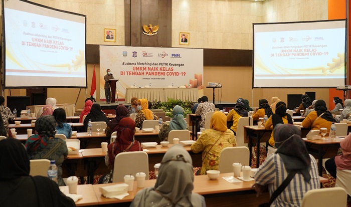 OJK KR4 Beri Pembekalan 100 Debitur Agar Tetap Bisa 