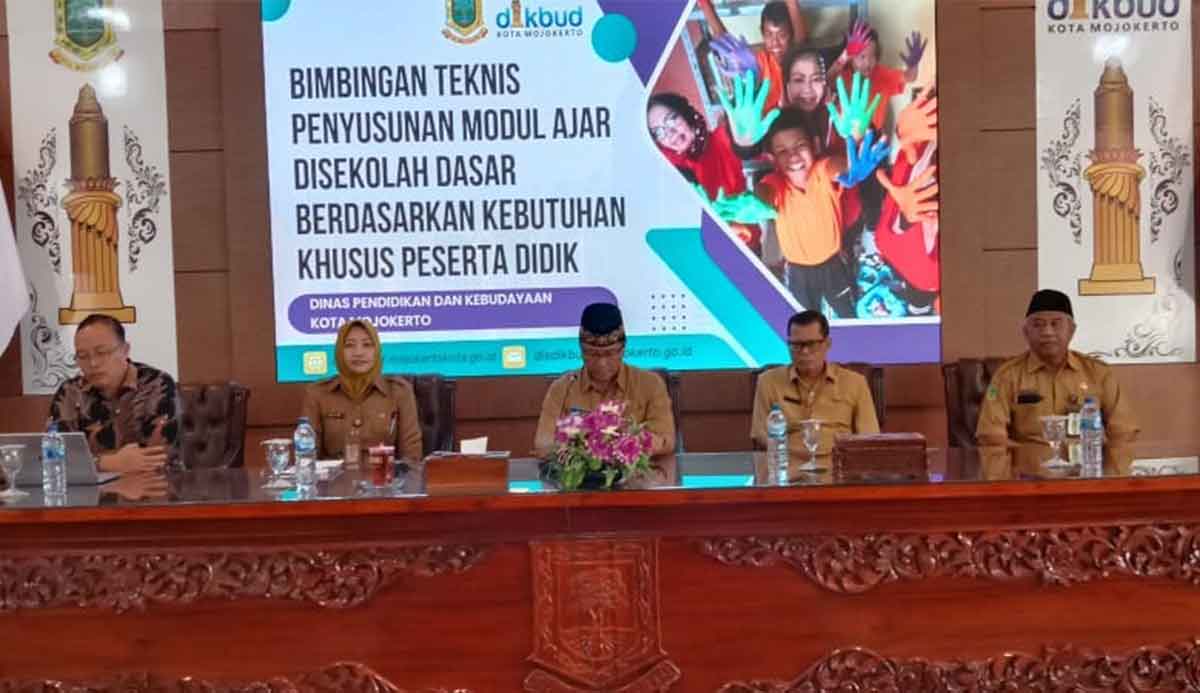 Bimbingan teknis yang digelar Disdikbud Kota Mojokerto.