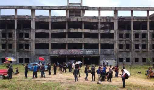 MANGKRAK - Pembangunan block office Kota Batu saat ini terbengkalai karena masalah kepemilikan lahan. 