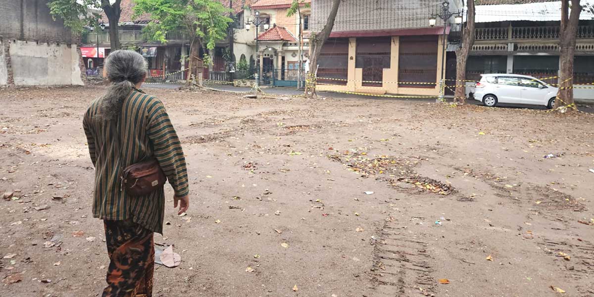 Kondisi bangunan eks Asrama VOC yang ditempati PT Pos Indonesia.