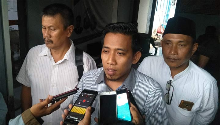 Abdul Hadi, Timses Caleg PPP Dapil IV nomor urut 2 usai melapor ke Bawaslu.