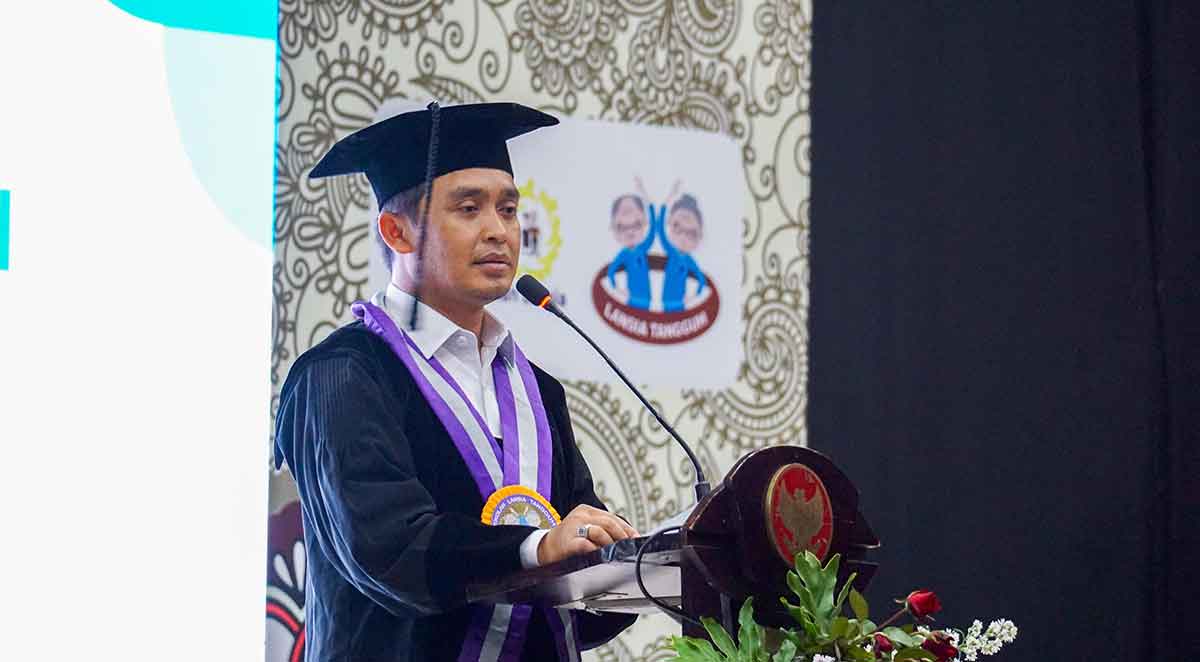 Wali Kota Pasuruan saat memberi sambutan.