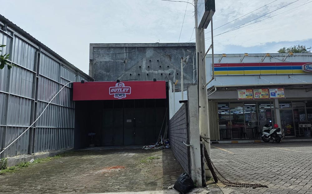 Toko yang bakal menjadi outlet 23 outlet HWG di Jalan Pahlawan Tuban.
