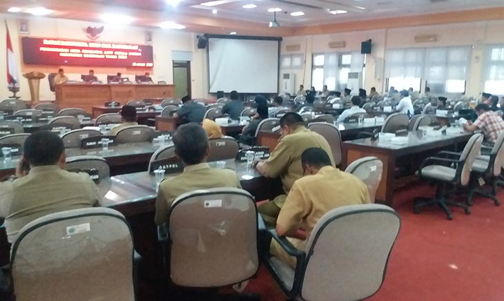 Ketua DPRD Bangkalan Kecewa Kepala OPD Banyak yang Tak Hadiri Sidang Paripurna