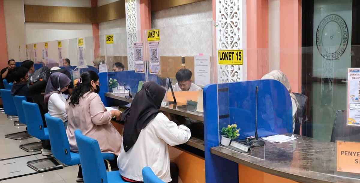 Loket layanan pertanahan.

