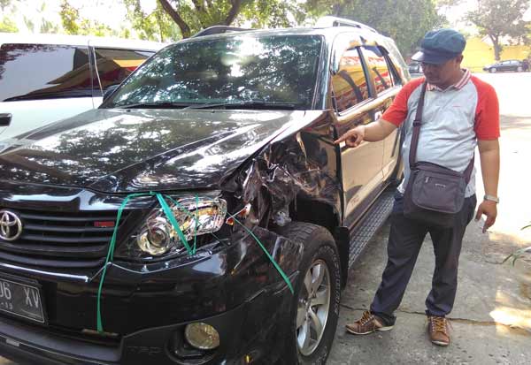 Rombongan PBNU Mengalami Kecelakaan Beruntun di Peterongan 