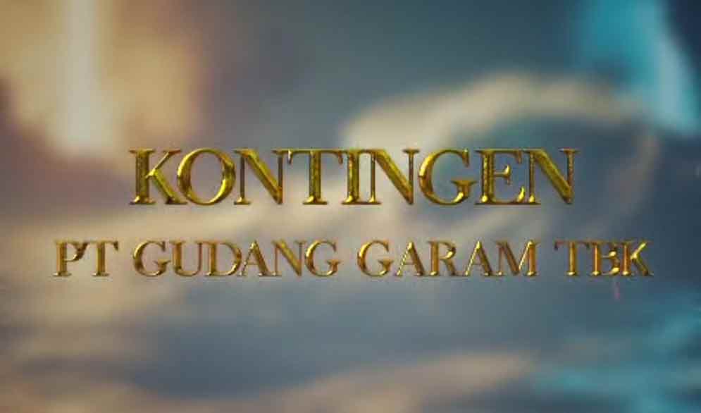 Persembahan dari kontingen PT Gudang Garam Tbk malam ini akan menampilkan kilauan cahaya dan menceritakan kisah Senopati dan Nyi Roro Kidul.