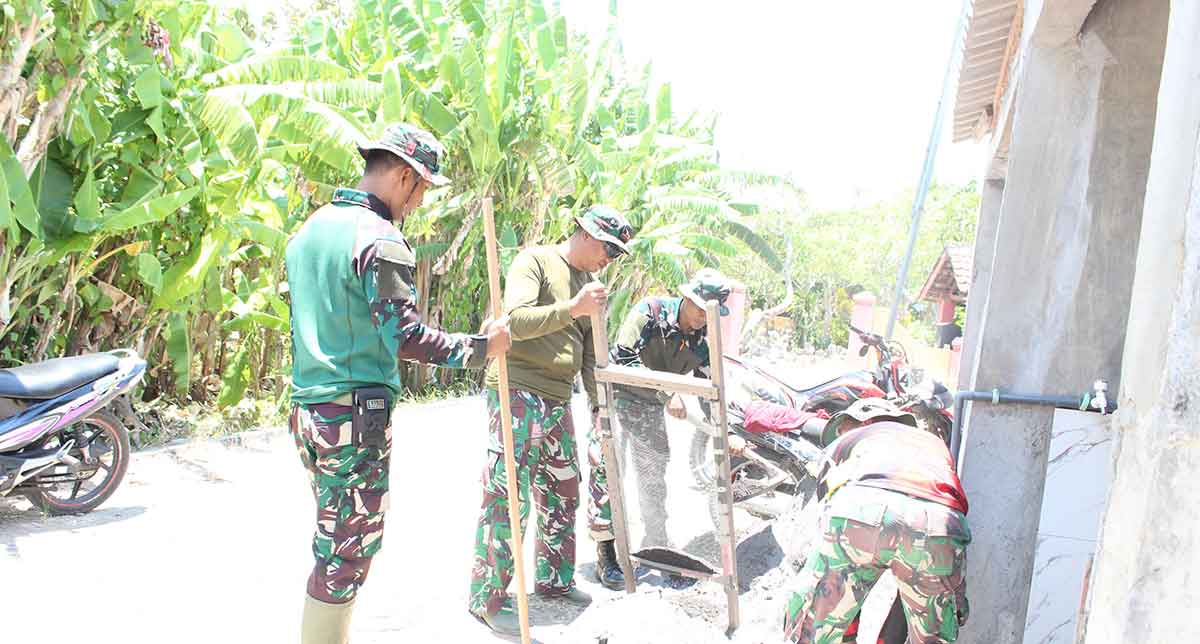 Satgas TMMD 126 Sidoarjo tengah menyiapkan pembangunan Pamsimas di Desa Kedondong, Kecamatan Tulangan. Foto: Ist