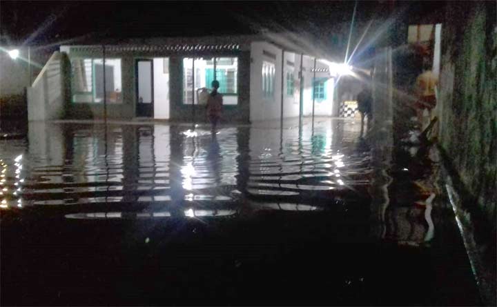 Kondisi banjir yang merendam beberapa desa di Pasuruan.