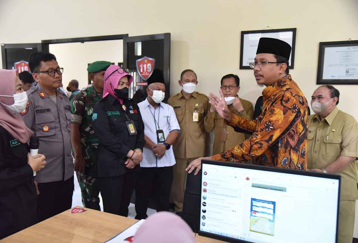 Bupati Sidoarjo, Ahmad Muhdlor Ali, memberi pengarahan saat peresmian Gedung PSC 119 dan Rumah Sehat. Foto: Ist