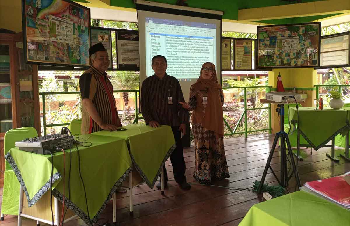 Sejumlah pihak dari SMPN 10 Malang saat memaparkan Kurikulum Merdeka yang diterapkan untuk siswa baru.