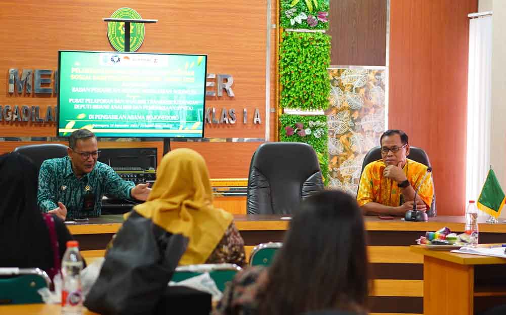 Panitera PA Bojonegoro, Sholikin Jamik, menjelaskan data perceraian akibat judi online.