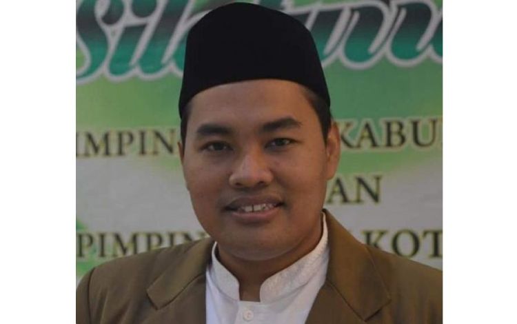 Komisioner KPU Gresik Divisi Sosdiklih, SDM dan Parmas, Makmun. (foto: ist)