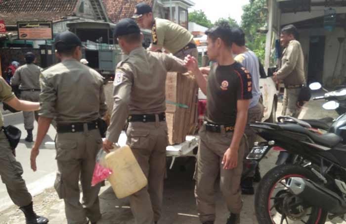 Produksi Arak, 3 Kepala Keluarga Asal Perunggahankulon Dicokok Petugas 