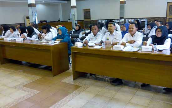 Rapat persiapan lomba LSS tingkat nasional 2017. foto: SYUHUD/ BANGSAONLINE