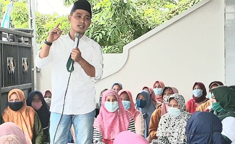 Gus Barra saat menyampaikan program-programnya. (foto: ist)