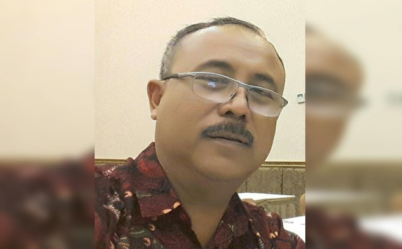 Drs. H. Sugiono, M.Pd. Kepala Sekolah SMAN 1 Bangsal, Kabupaten Mojokerto.