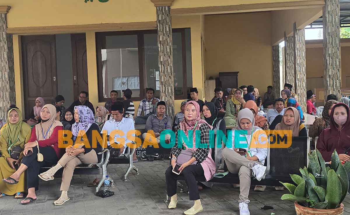Suasana ruang tunggu di PA Bangkalan. Foto: AHMAD FAUZI/BANGSAONLINE