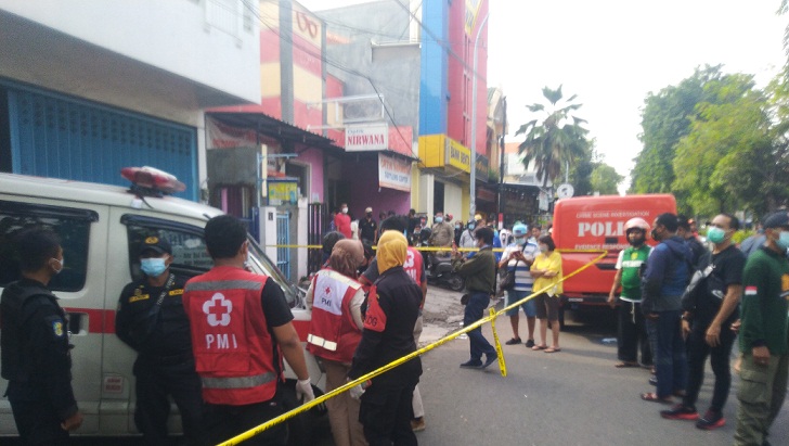 

Toko Shien Cuan di Jalan Raya Manukan Tama A3 /06, Surabaya.
