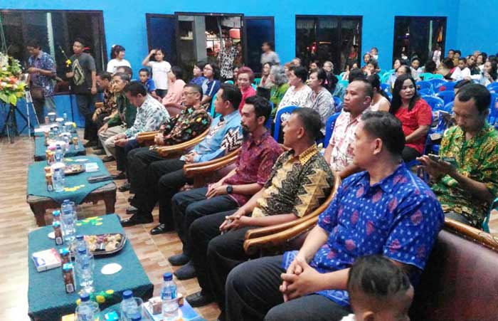 Suasana perayaan Natal Bersama Tahun 2017 di Kecamatan Pacitan.