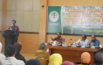 Wabup Yudi Sumbogo, saat memberikan sambutan. 