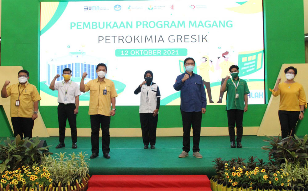 Acara Pembukaan Program Magang Petrokimia Gresik 2021 yang diselenggarakan secara hybrid.