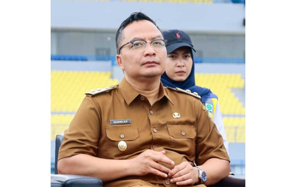 Asluchul Alif, Wakil Bupati Gresik. 