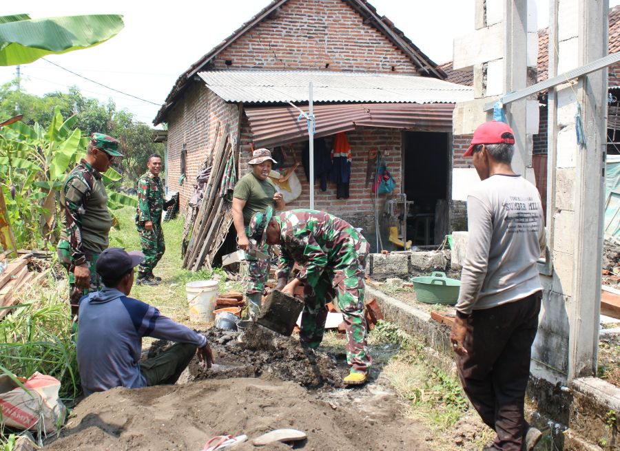TMMD ke-126 Sidoarjo Bangun Rumah Warga Guna Wujudkan Hunian Layak